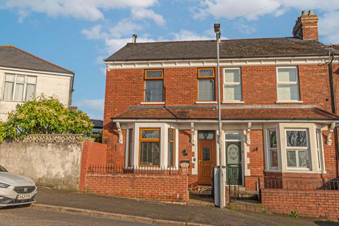 Gibbs Road, Newport, NP19 3 bed semi