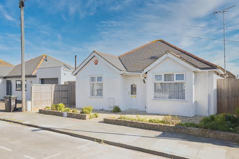 Linden Avenue, Broadstairs, CT10 3 bed bungalow for sale