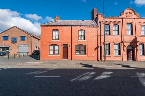 Firs Lane, Leigh WN7 2 bed apartment for sale