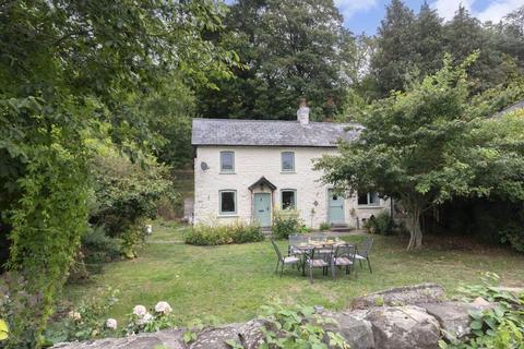 Llanwenarth, Abergavenny 3 bed detached house for sale
