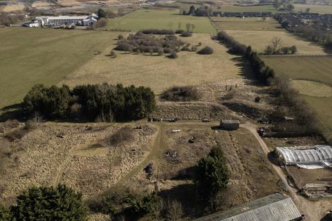 Home Nurseries, Greatworth 3 bed detached bungalow for sale