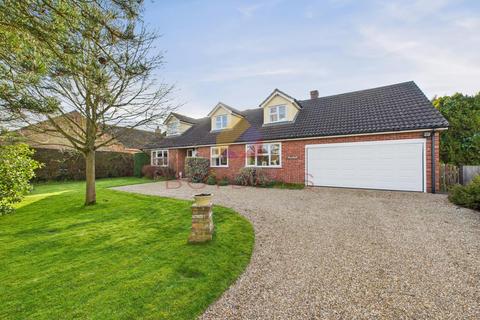 Mill Lane, Colchester CO2 4 bed detached house for sale