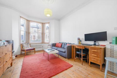Dalberg Road, SW2 1 bed flat for sale