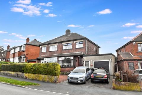Calverley Lane, Leeds, West Yorkshire 3 bed semi