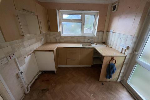 Ospringe Road, Faversham, Kent 3 bed semi