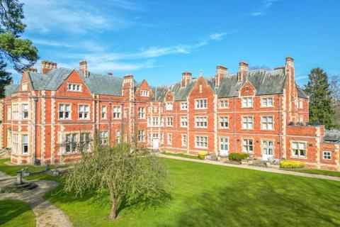 Caldecote Hall Drive, Nuneaton CV10 2 bed apartment for sale