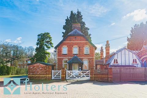 Bath House, Teme Street, Tenbury Wells 3 bed link detached house for sale