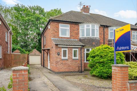 Oakland Avenue, York 3 bed semi