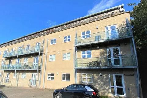 Brackendale, Thackley 2 bed apartment for sale