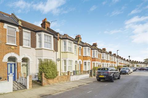 Hydethorpe Road, SW12 3 bed terraced house for sale