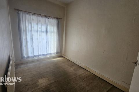 High Street, Porth CF39 3 bed terraced house for sale