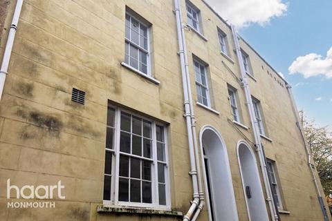 Hocker Hill Street, Chepstow 2 bed apartment for sale