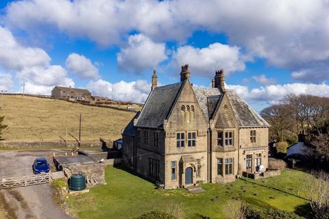 Rishworth Hunting Lodge, Rishworth... 3 bed semi