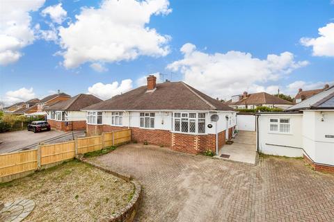 Weavering Street, Weavering... 2 bed semi