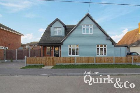 Hornsland Road, Canvey Island, SS8 4 bed detached house for sale