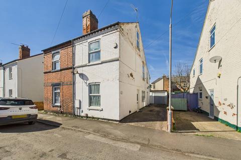 Godfrey Street, Netherfield, Nottingham 3 bed semi