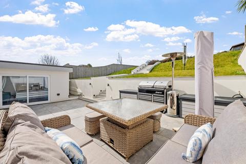 Preston, Dorset 4 bed detached house for sale