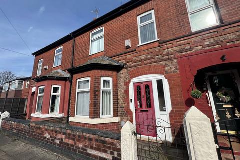 Charlton Avenue, Eccles, M30 2 bed terraced house for sale