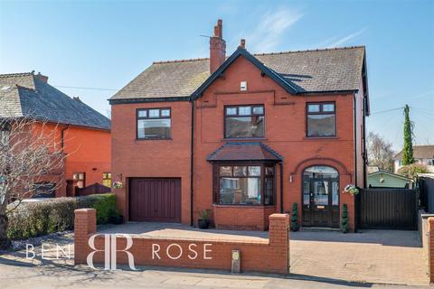 The Green, Eccleston, Chorley 4 bed detached house for sale
