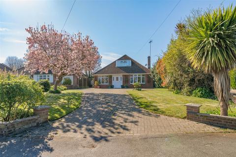 Shripney Road, Shripney 3 bed detached bungalow for sale