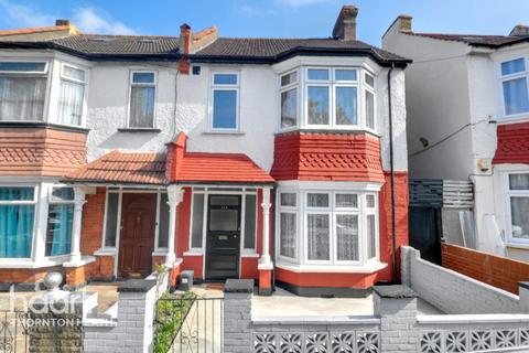 Richmond Road, Thornton Heath 3 bed end of terrace house for sale
