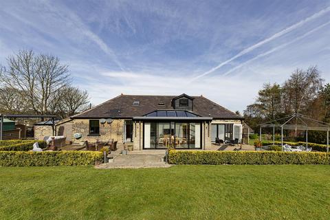 Beaconsfield Road, Clayton, Bradford 4 bed detached house for sale