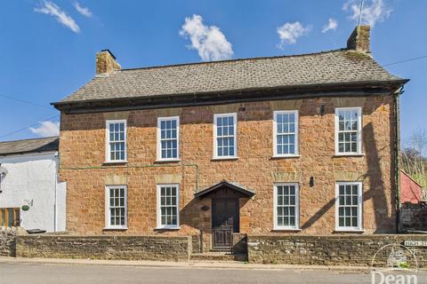 The Cross, Clearwell, Coleford 6 bed end of terrace house for sale
