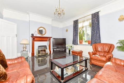 Osborne Road, Broadstairs, Kent 6 bed detached house for sale