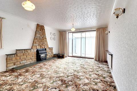 Deer Close, Cannock 4 bed bungalow for sale