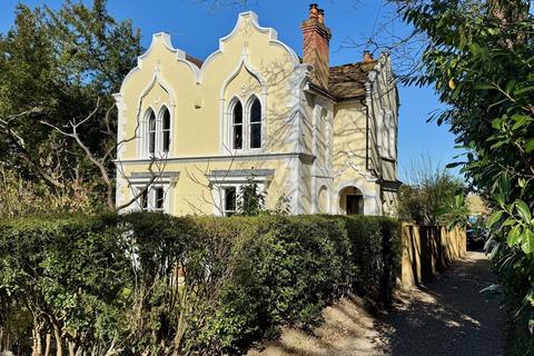 Newtown Road, Newbury RG14 5 bed detached house for sale