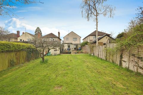 Barnwood Road, Gloucester, GL2 3 bed detached house for sale