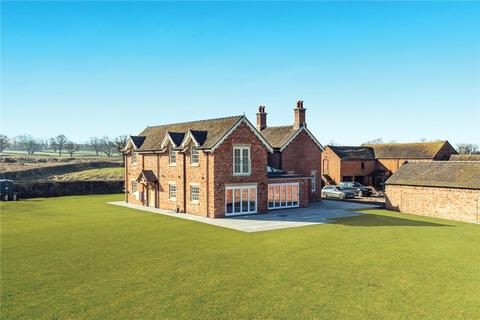 Woore Road, Buerton, Cheshire, CW3 5 bed detached house for sale