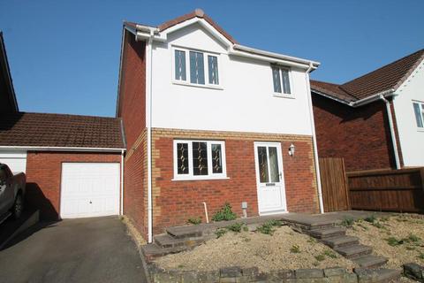Pontlottyn CF81 3 bed detached house for sale