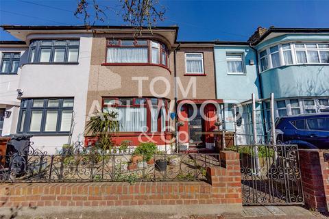 Edgefield Avenue, Leftley Estate... 3 bed terraced house for sale