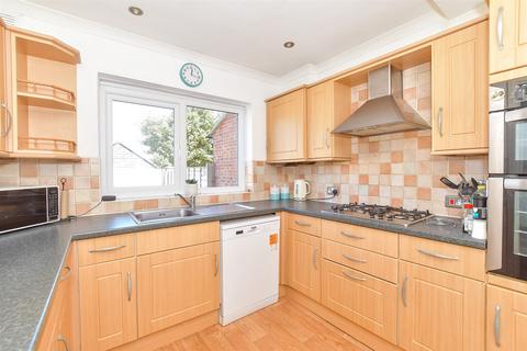 Orchard Grove, Waterlooville, Hampshire 3 bed semi