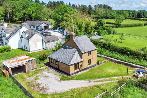Tan Y Lloc Lane, Holywell CH8 3 bed detached house for sale