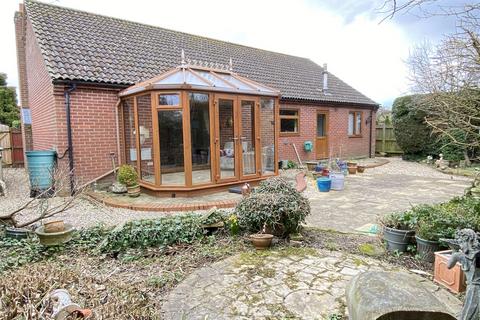 Mill Road, Melton Constable NR24 3 bed detached bungalow for sale