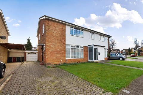 Edenham Crescent, Berkshire RG1 3 bed semi