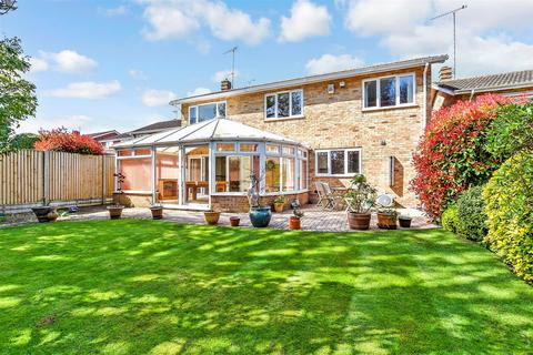Knoll Place, Walmer, Deal, Kent 4 bed detached house for sale