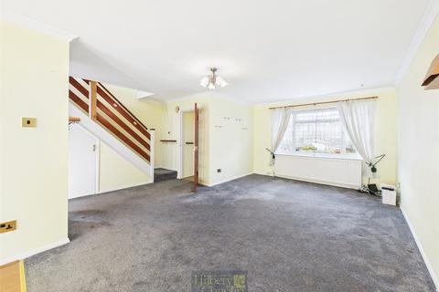 Cumberland Drive, Basildon, Essex, SS15 4 bed link detached house for sale