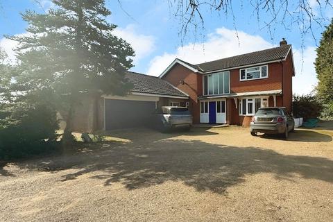 West End Road, Epworth, Doncaster... 4 bed detached house for sale