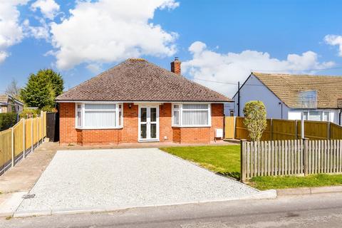 Green Lane, Dover CT15 4 bed bungalow for sale