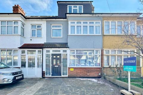 Mortlake Road, Ilford, IG1 5 bed terraced house for sale