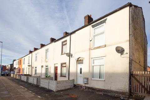 Manchester Road East, Manchester M38 2 bed end of terrace house for sale