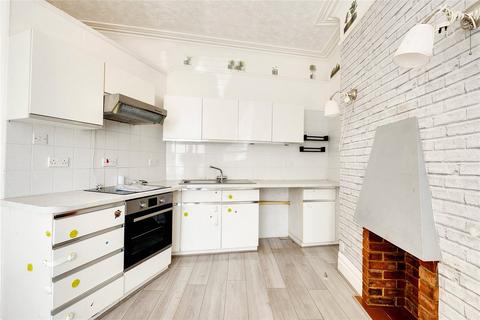 Windsor Road, Bournemouth, Dorset, BH5 2 bed apartment for sale