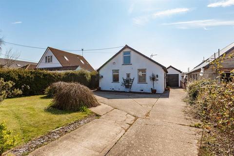 Maydowns Road, Chestfield, Whitstable 3 bed detached bungalow for sale