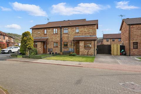 Beaufort Court, Pontyclun CF72 2 bed semi