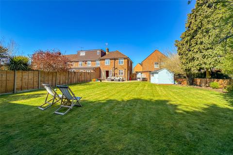 Hazelwood Drive, St. Albans... 3 bed semi