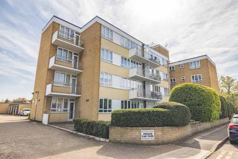 Bathurst Walk, Richings Park SL0 2 bed flat for sale