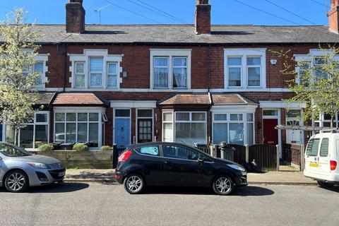 7 Park Avenue, Cotteridge... 3 bed terraced house for sale